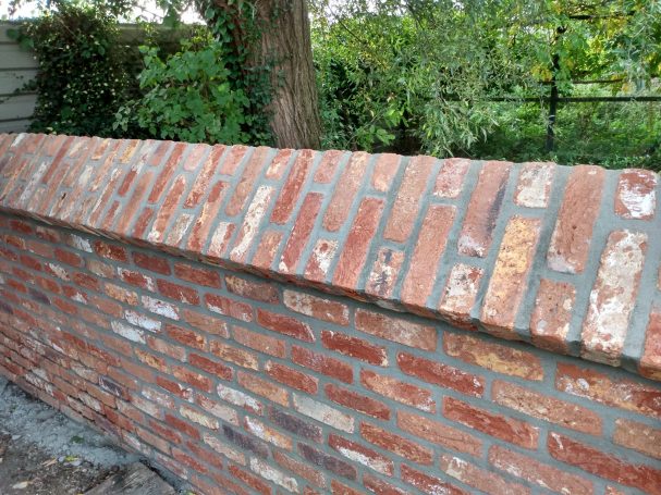 Gartenmauer